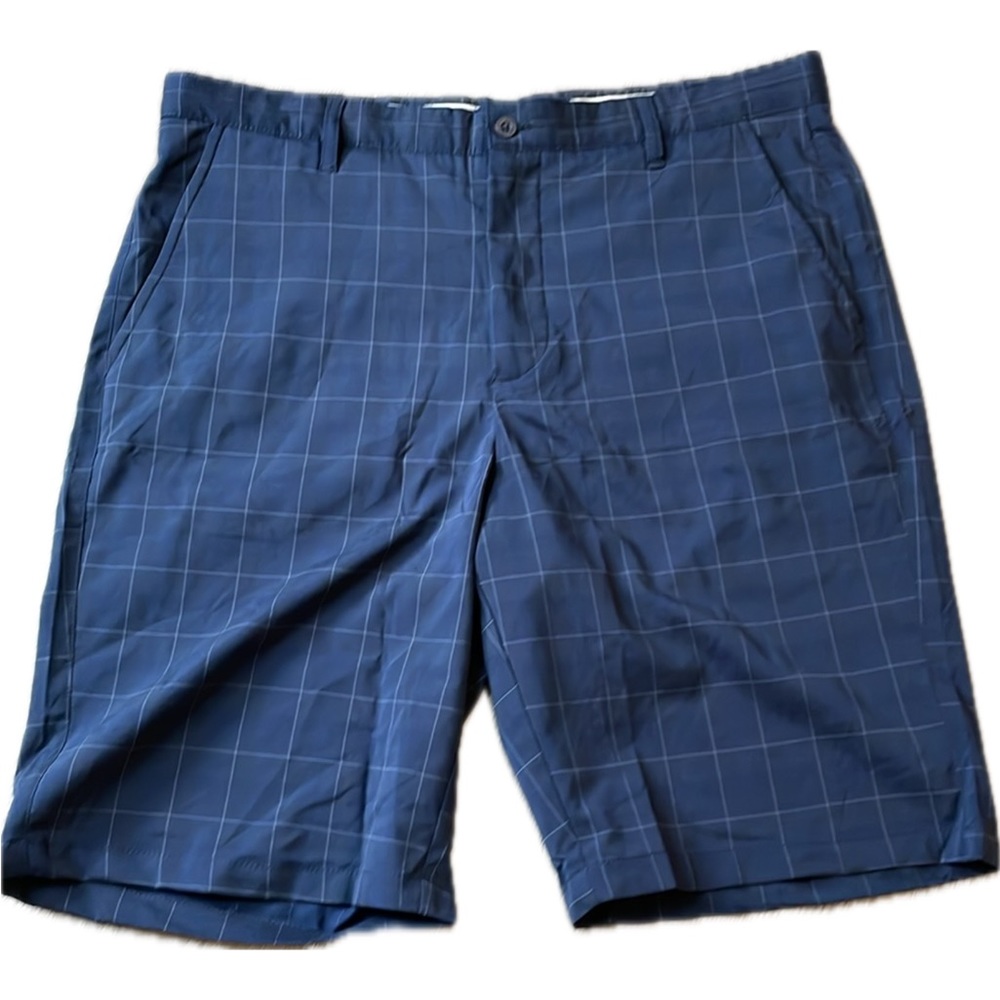 Like new Sunice Blue Checkered  Long Shorts with Pockets .